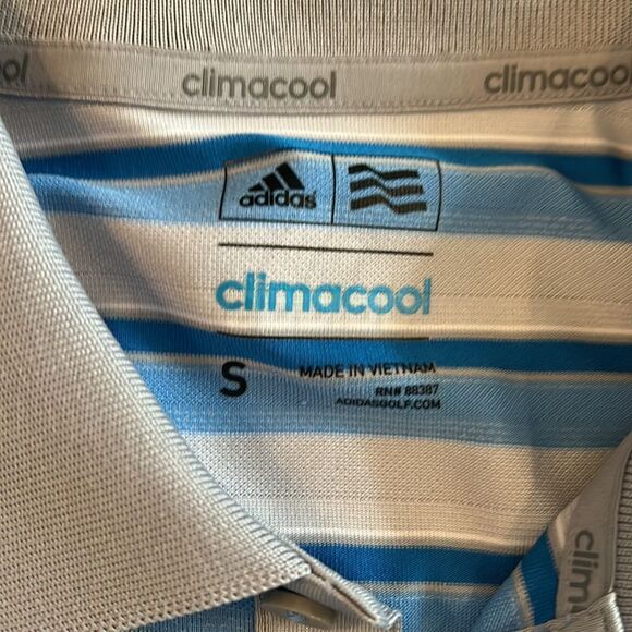 ((3 PIECE)) MENS SIZE SMALL BUNDLE TWO ADIDAS GOLF POLOS AND NWT UNDER ARMOUR T - Picture 4 of 7